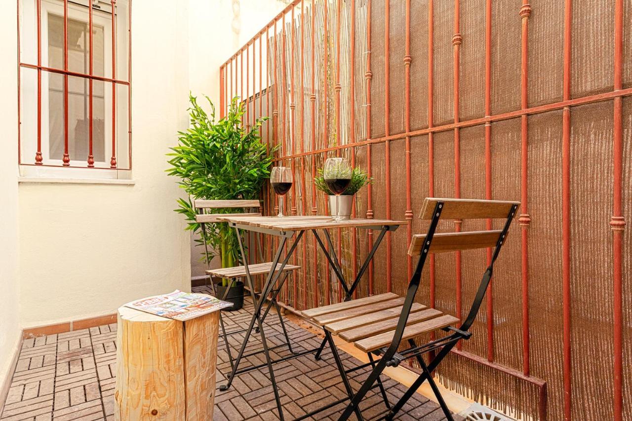 Malgi Apartment - Malaga City Centre Málaga Exterior foto